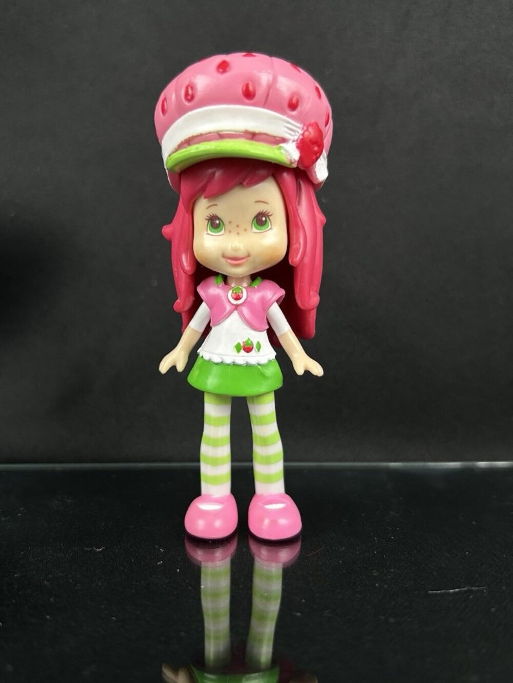 Hasbro Strawberry Shortcake Figure 3” Scented Toy 2008